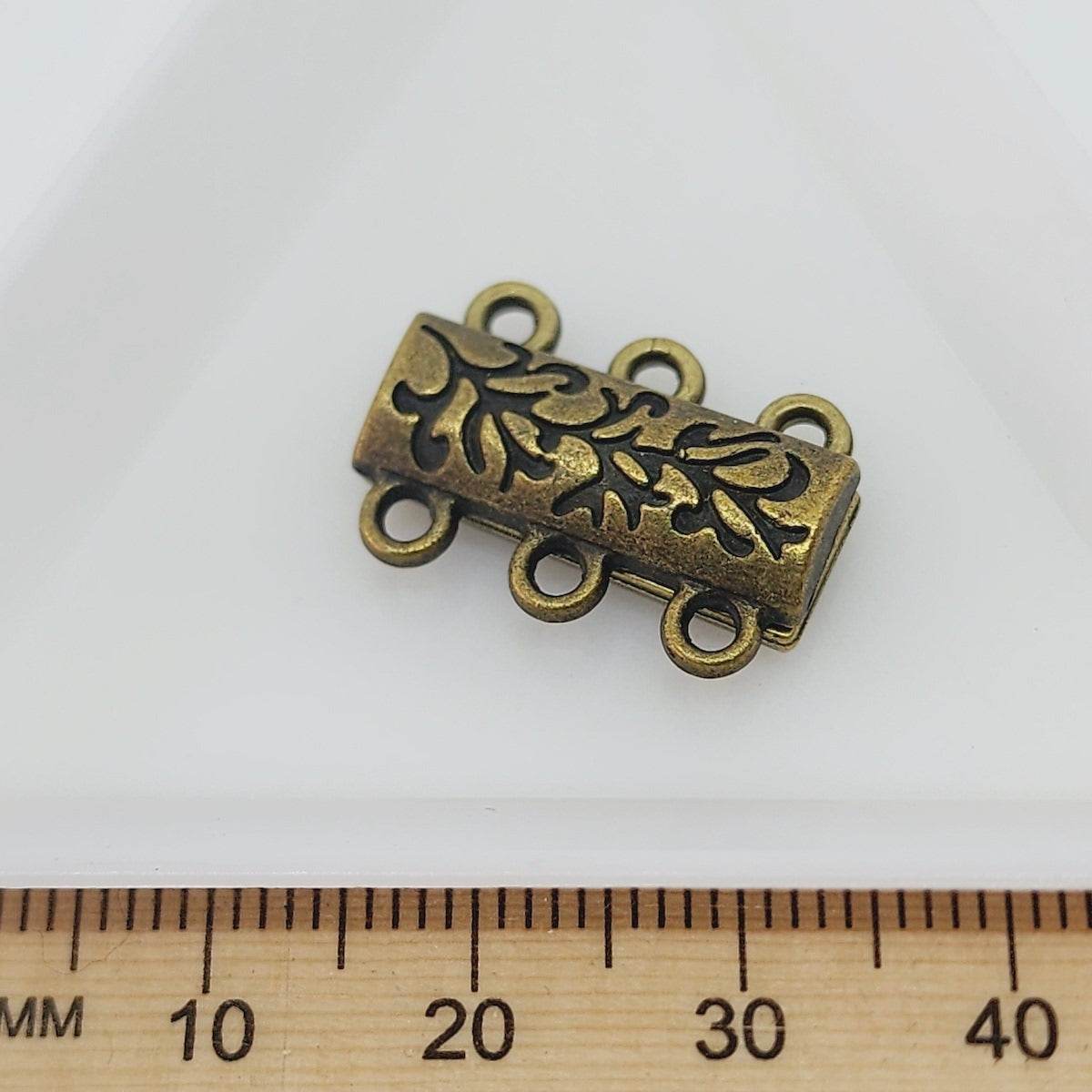 Magnetic 3-Strand Clasp - Ancient Gold