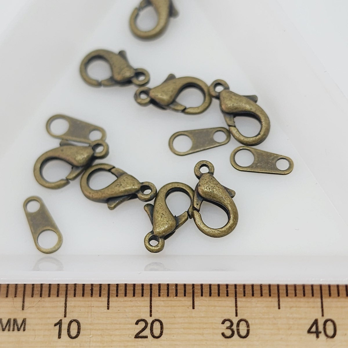 10mm Parrot Clasp (10) - Ancient Gold