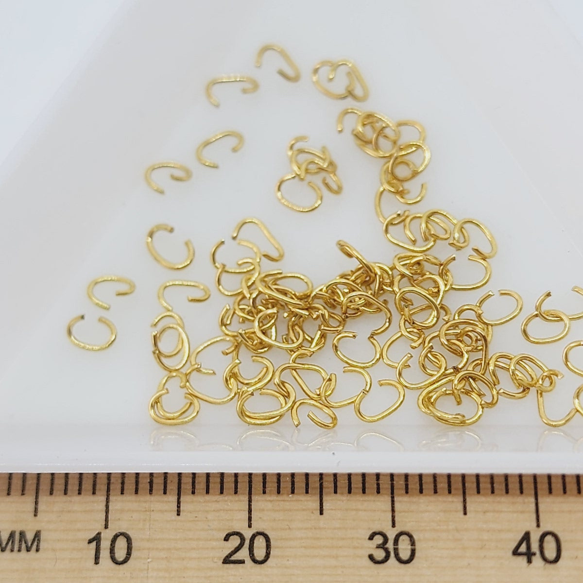 4x3mm FINE Oval Jumpring (100) - Gold