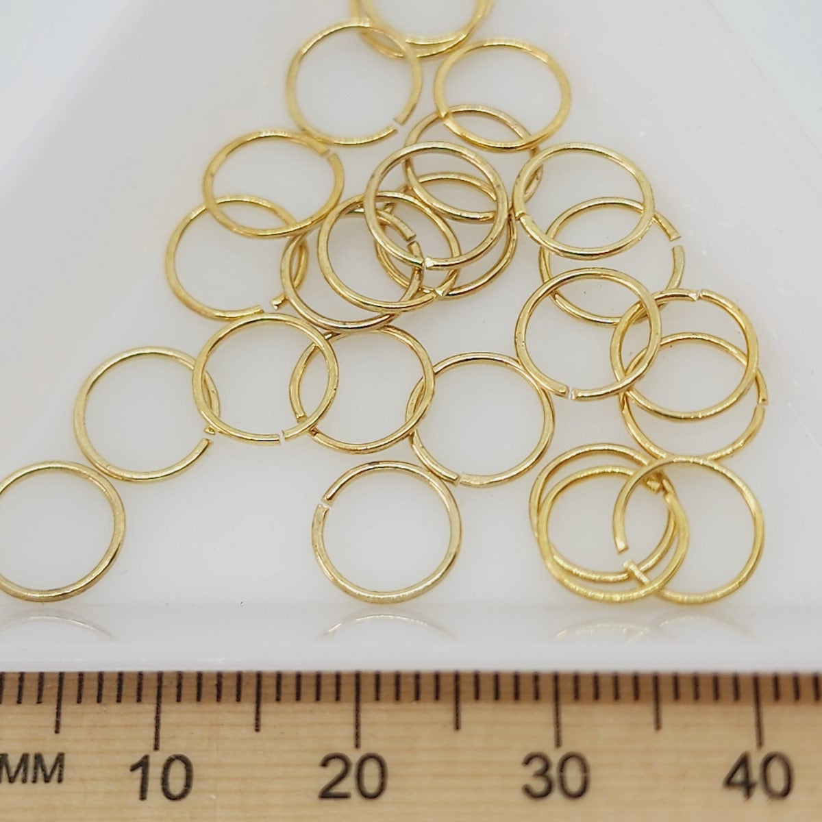 8mm Jumprings (100) - Gold - Bead Shack