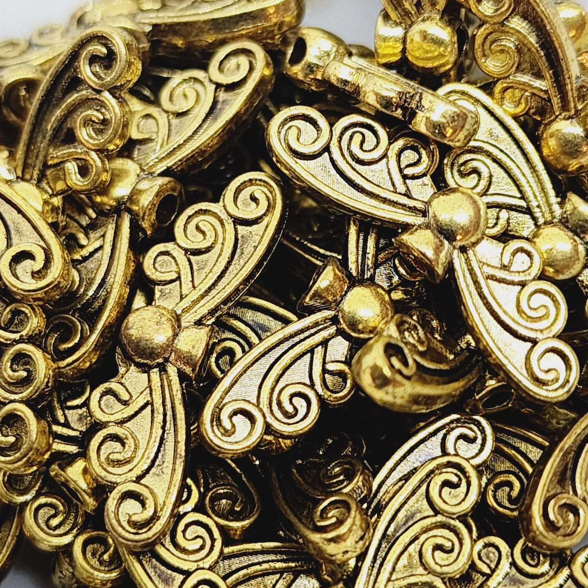 21mm Butterfly Wings (20) - Antique Gold