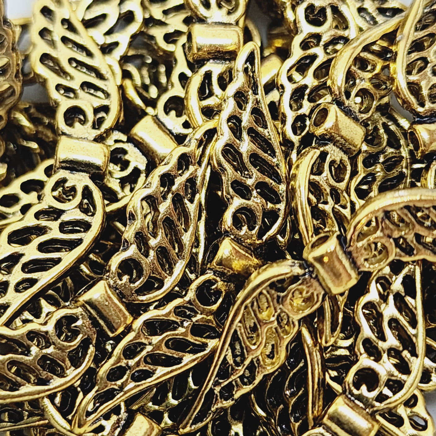 30mm Angel Wings (10) - Antique Gold