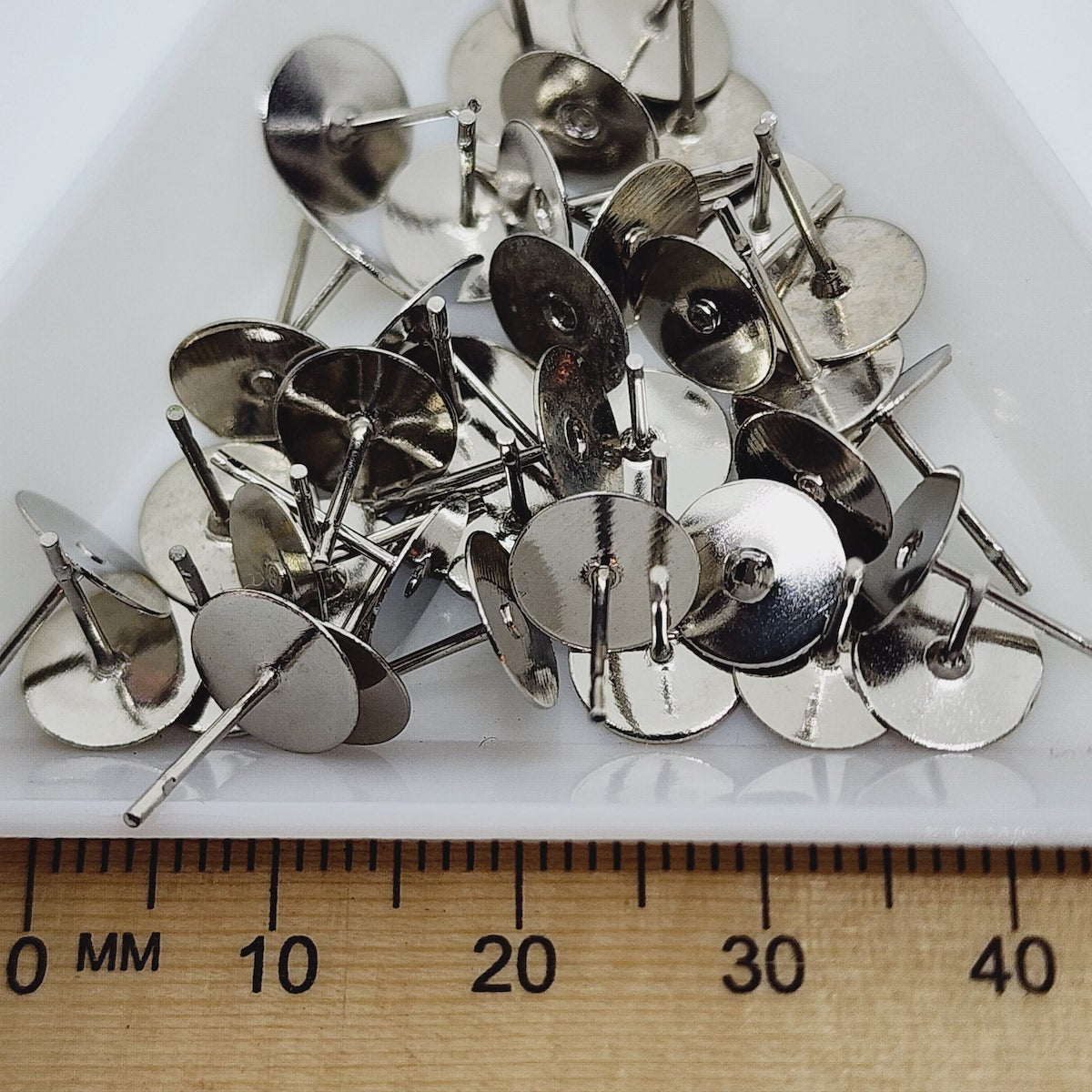 8mm Glue-On Studs (20) - Nickel
