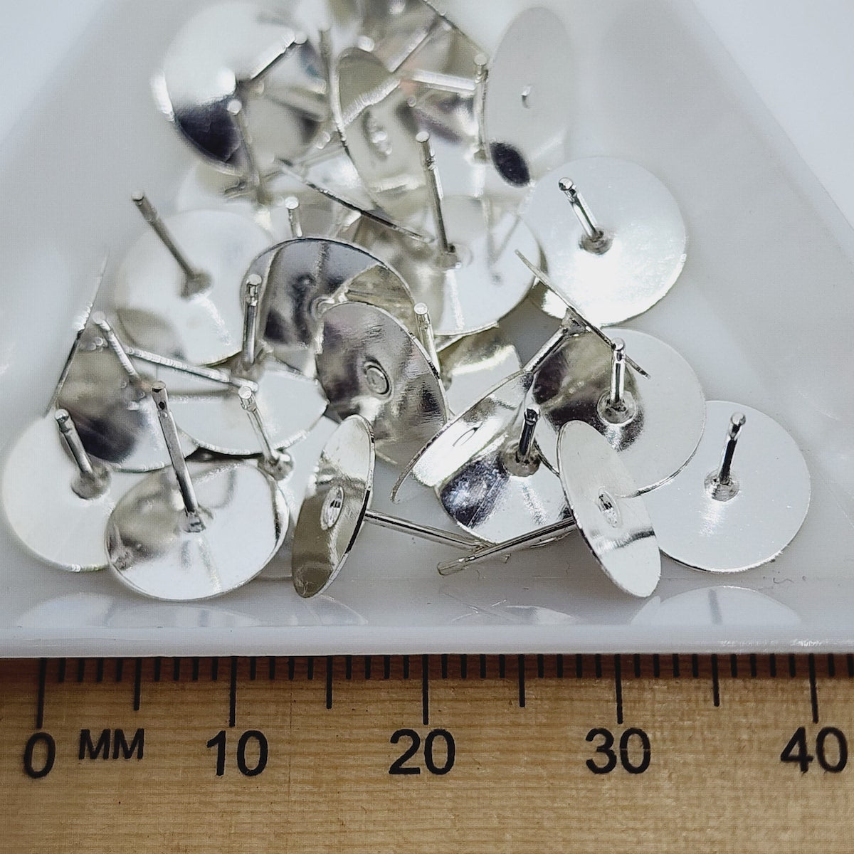 10mm Glue-On Studs (20) - Silver