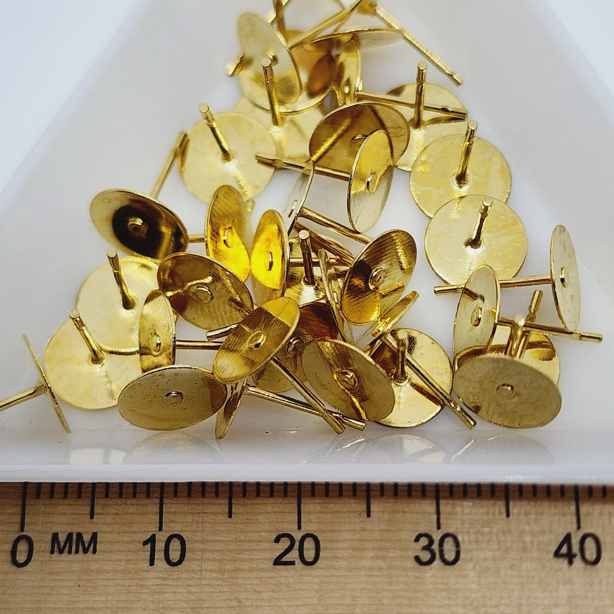 8mm Glue-On Studs (20) - Gold