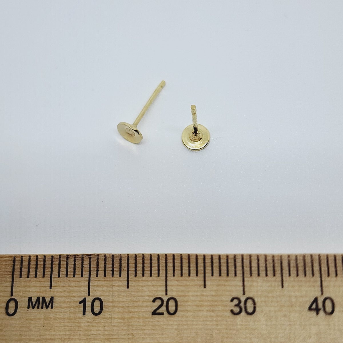 4mm Glue-On Studs (20) - Gold