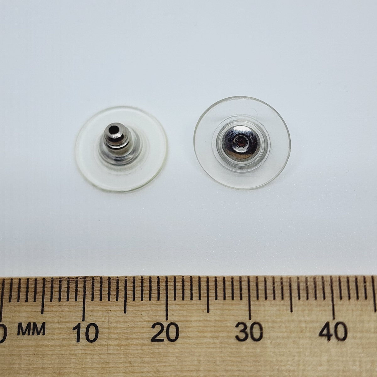 Stud Backs w. Plastic Disc (10) - Silver