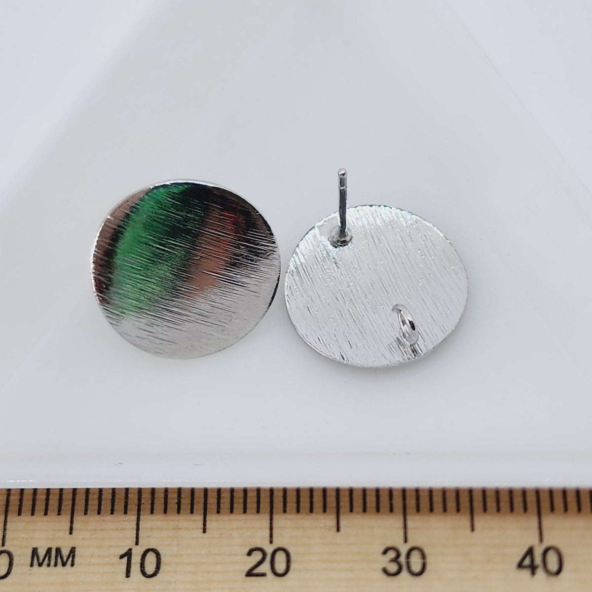 15mm Studs (2) - Platinum