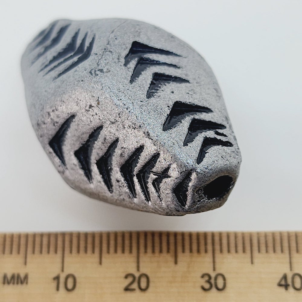 35x20mm Nugget w. Chevron (10) - Antique Silver - Vintage Clay Beads