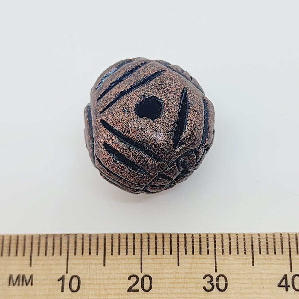 20x20mm Round w. Sun & Lines (10) - Antique Copper - Vintage Clay Beads - Bead Shack