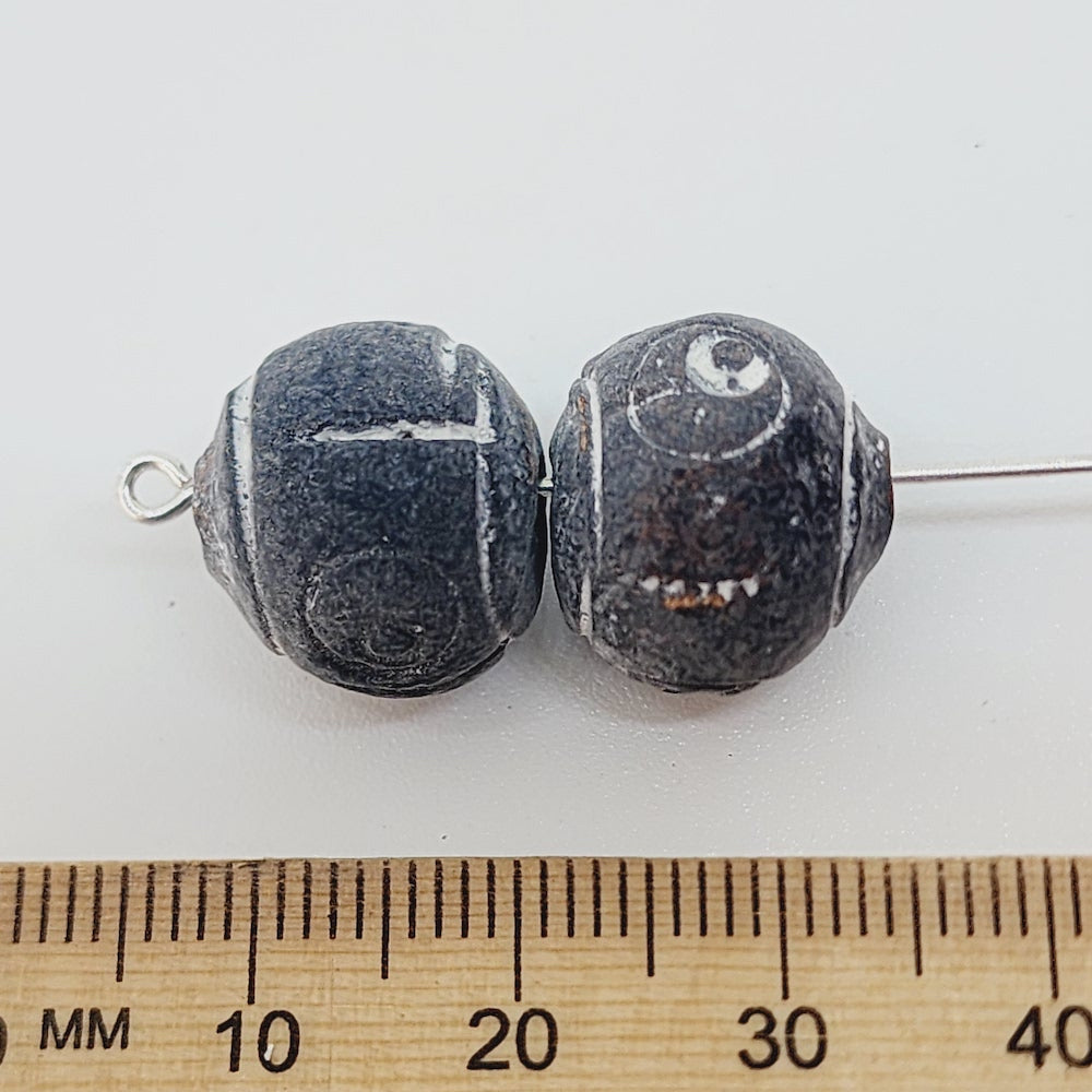 12~15mm Round Beads (10) - Black w. Spirals - Vintage Clay Beads