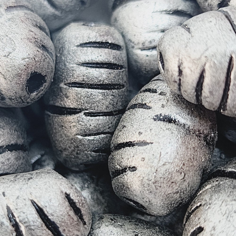 23x12mm Barrel Shaped w. Cuts (10) - Antique Silver - Vintage Clay Beads