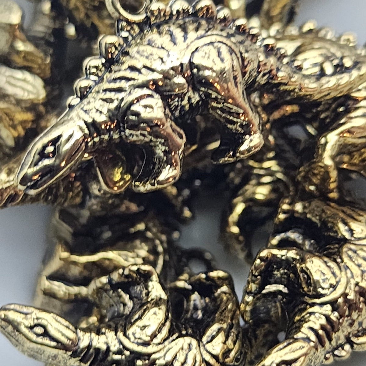 Dinosaur (25) - Antique Gold - Vintage Metalised Charms