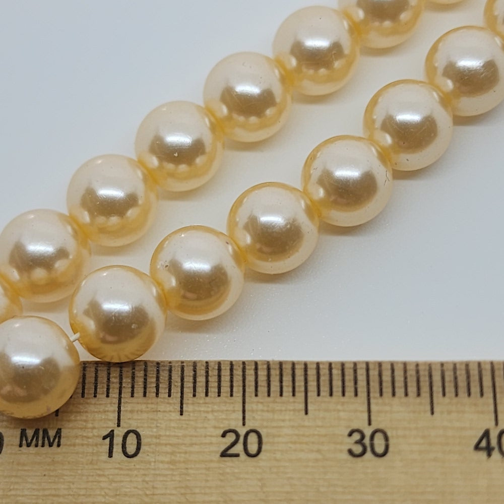 8mm Round (101) - Cream - Vintage Acrylic Pearls