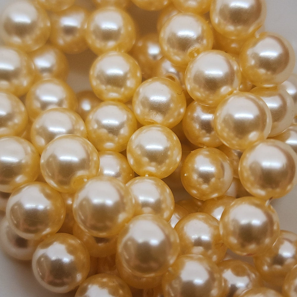 8mm Round (101) - Cream - Vintage Acrylic Pearls