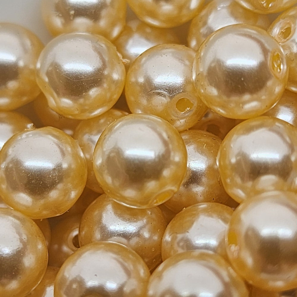 10mm Round (81) - Cream - Acrylic Vintage Pearls