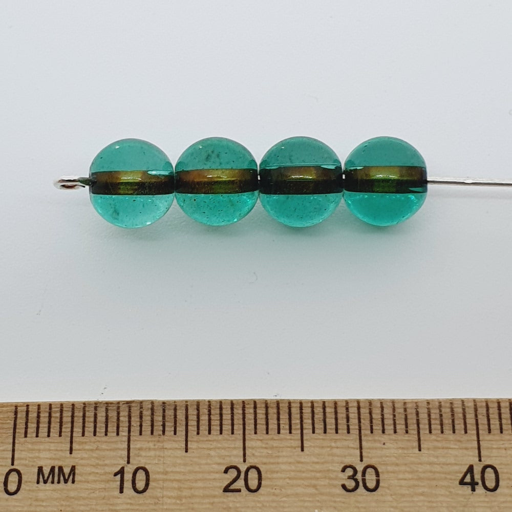 8mm Round (25) - Green Transparent w. Gold Core - Glass Beads