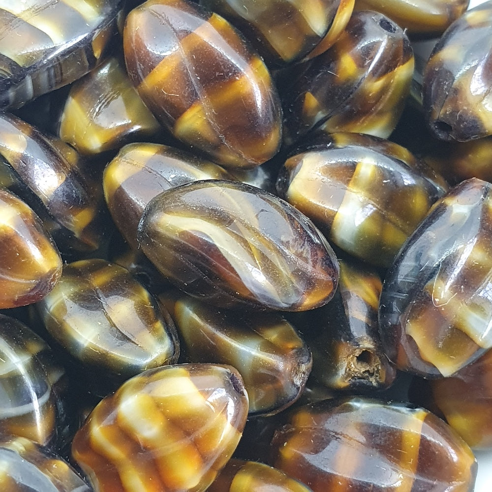 14x8mm Oval Twist (10) - Dark Brown Opaque Swirl - Vintage Czech Glass Beads