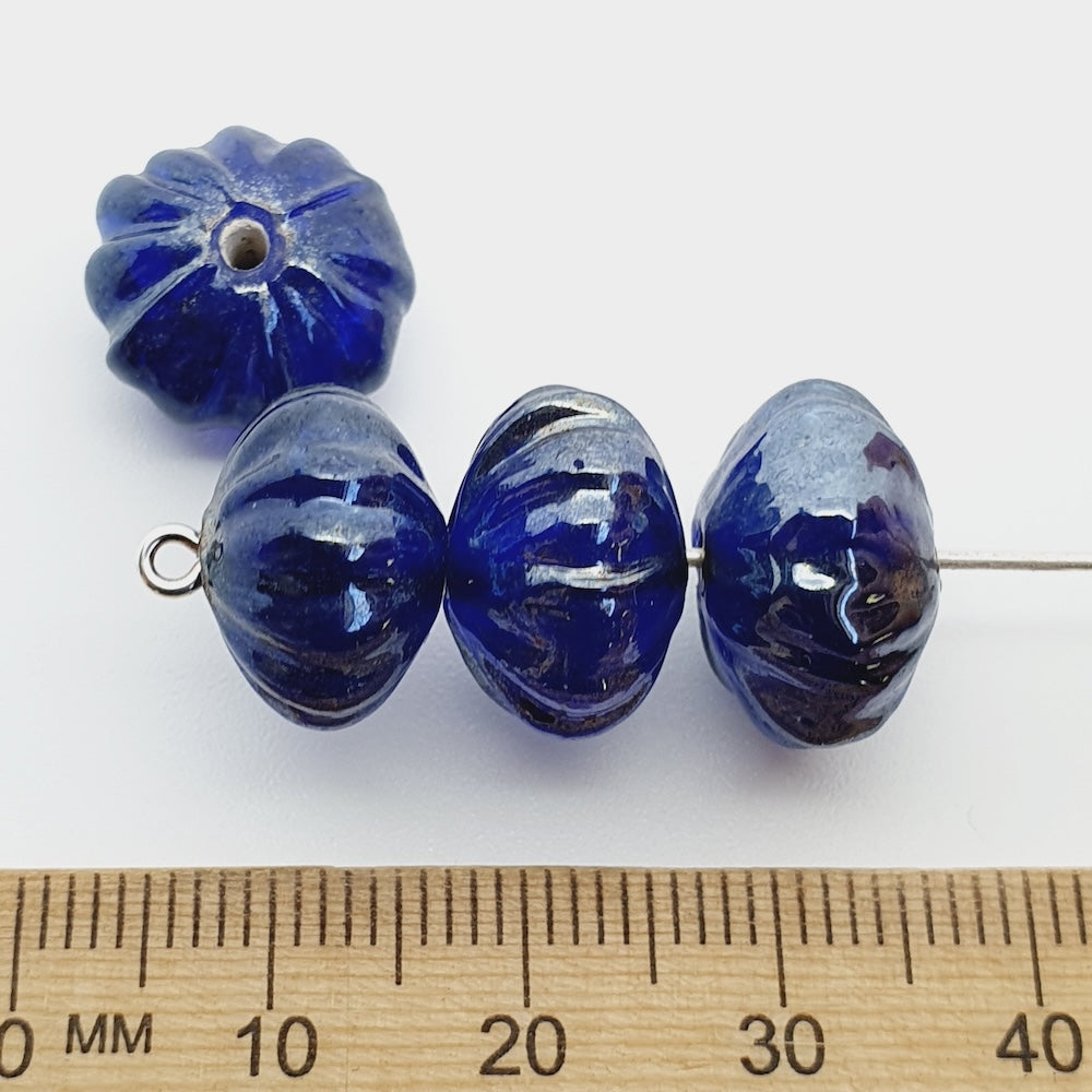 8x12mm Onion (25) - Transparent Sapphire Blue Lustre - Indian Glass Vintage Beads