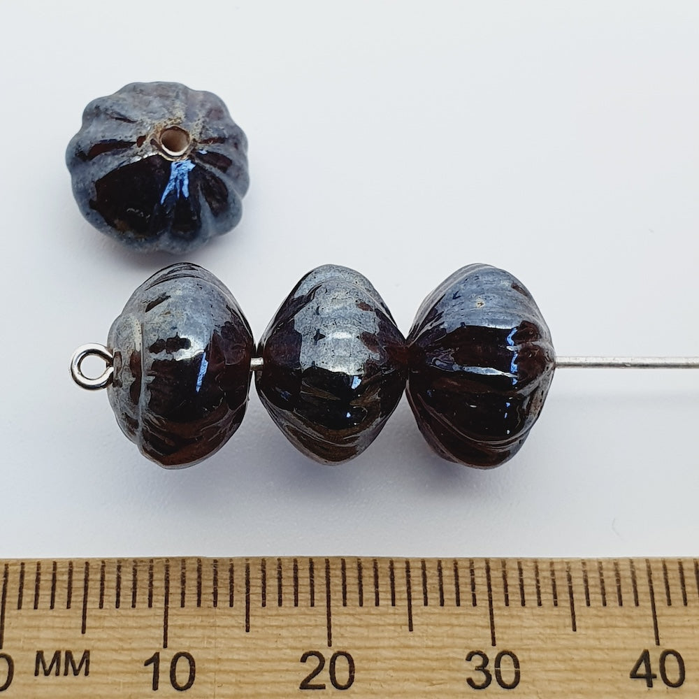 8x12mm Onion (25) - Transparent Brown w. Gunmetal Lustre - Indian Glass Vintage Beads