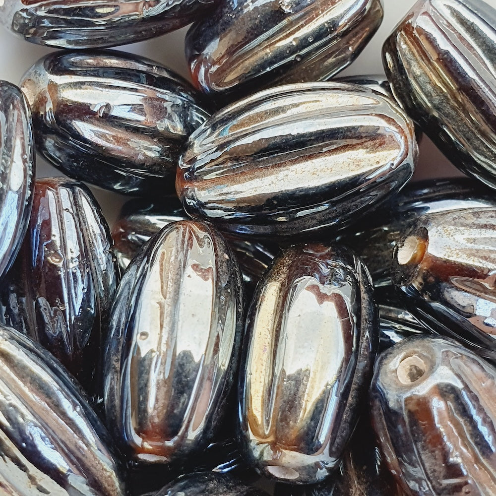 16x10mm Grooved Oval (25) - Transparent Brown w. Gunmetal Lustre - Indian Glass Vintage Beads