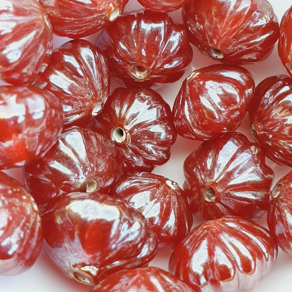 8x12mm Onion (25) - Transparent Red Lustre - Indian Glass Vintage Beads