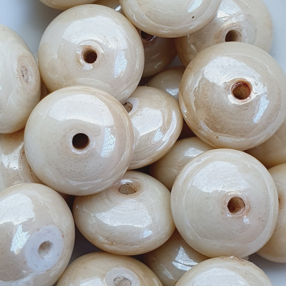 8x14mm Rondelle (25) - Opaque Dark Cream Lustre - Indian Glass Vintage Beads