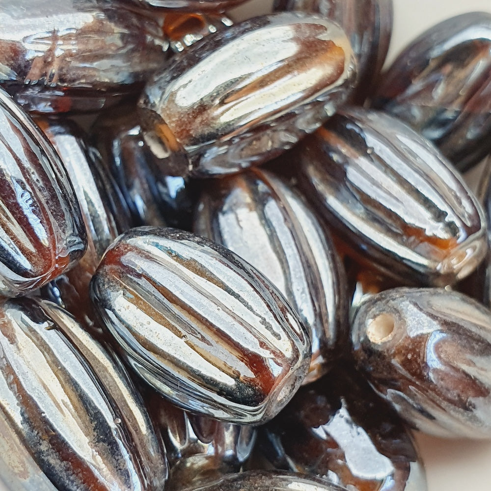 16x10mm Grooved Oval (25) - Transparent Dark Toffee w. Gunmetal Lustre - Indian Glass Vintage Beads