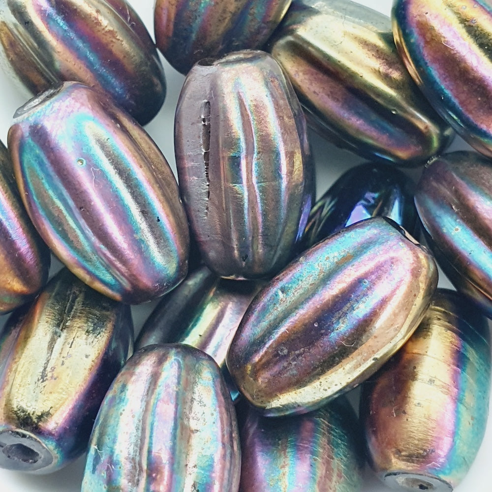 16x10mm Grooved Oval (25) - Opaque Iris Lustre - Indian Glass Vintage Beads