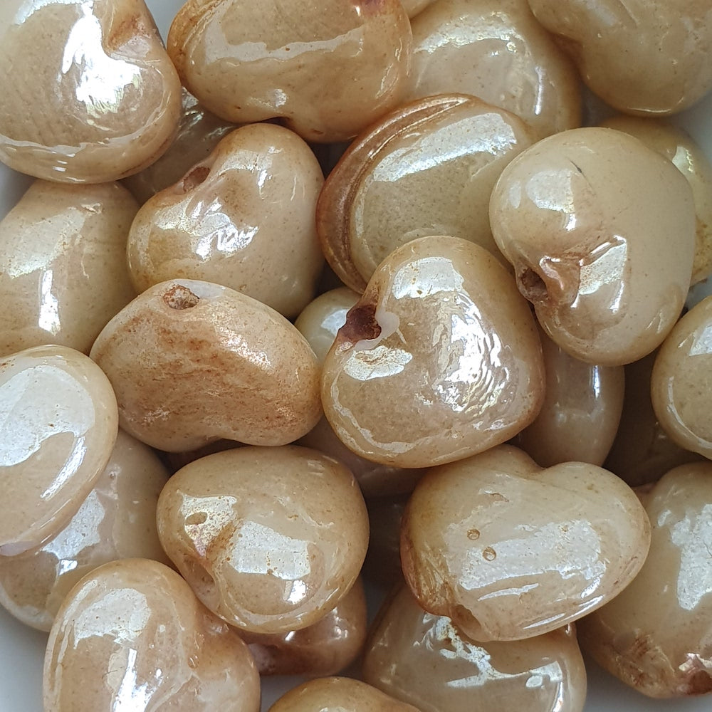 10mm Heart (25)- Opaque Caramel Lustre - Indian Glass Vintage Beads
