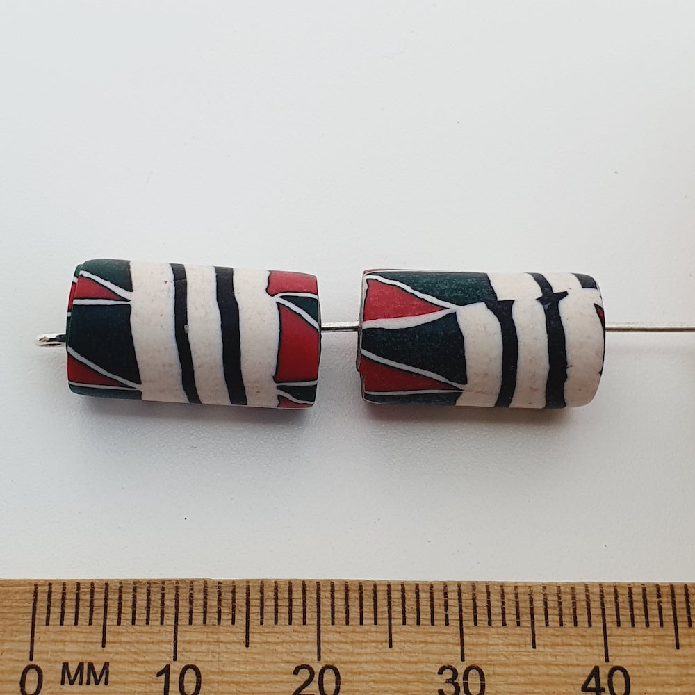 18mm Tube Fimo Beads (10) - Red/Green Interlocking Triangles