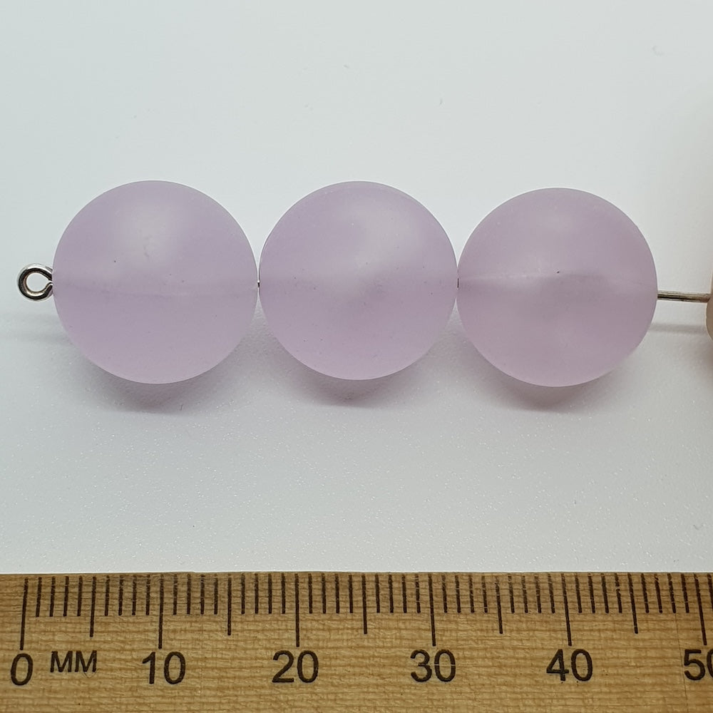16mm Round (25) - Light Purple Frosted - Vintage Acrylic Beads