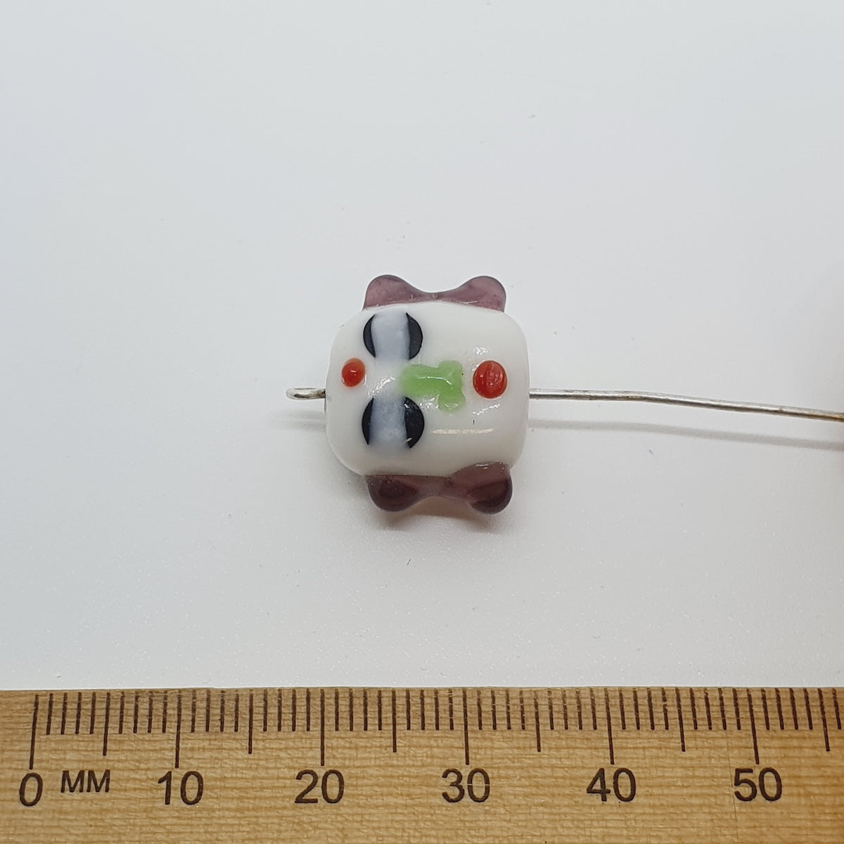 Buddha (2) - White w. Amethyst - Vintage Handmade Glass Lampwork Beads