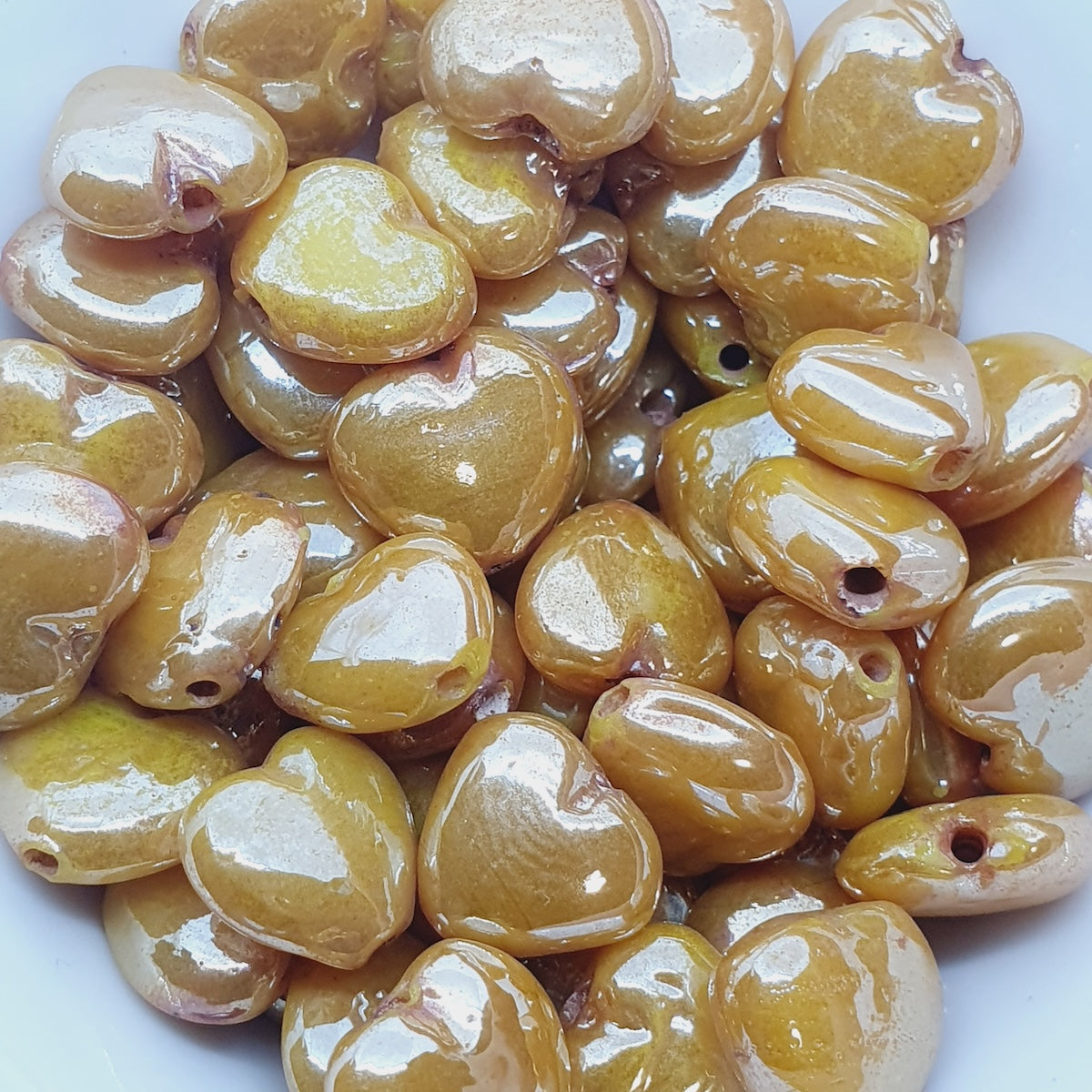 10mm Heart (25)- Opaque Yellow Lustre - Indian Glass Vintage Beads