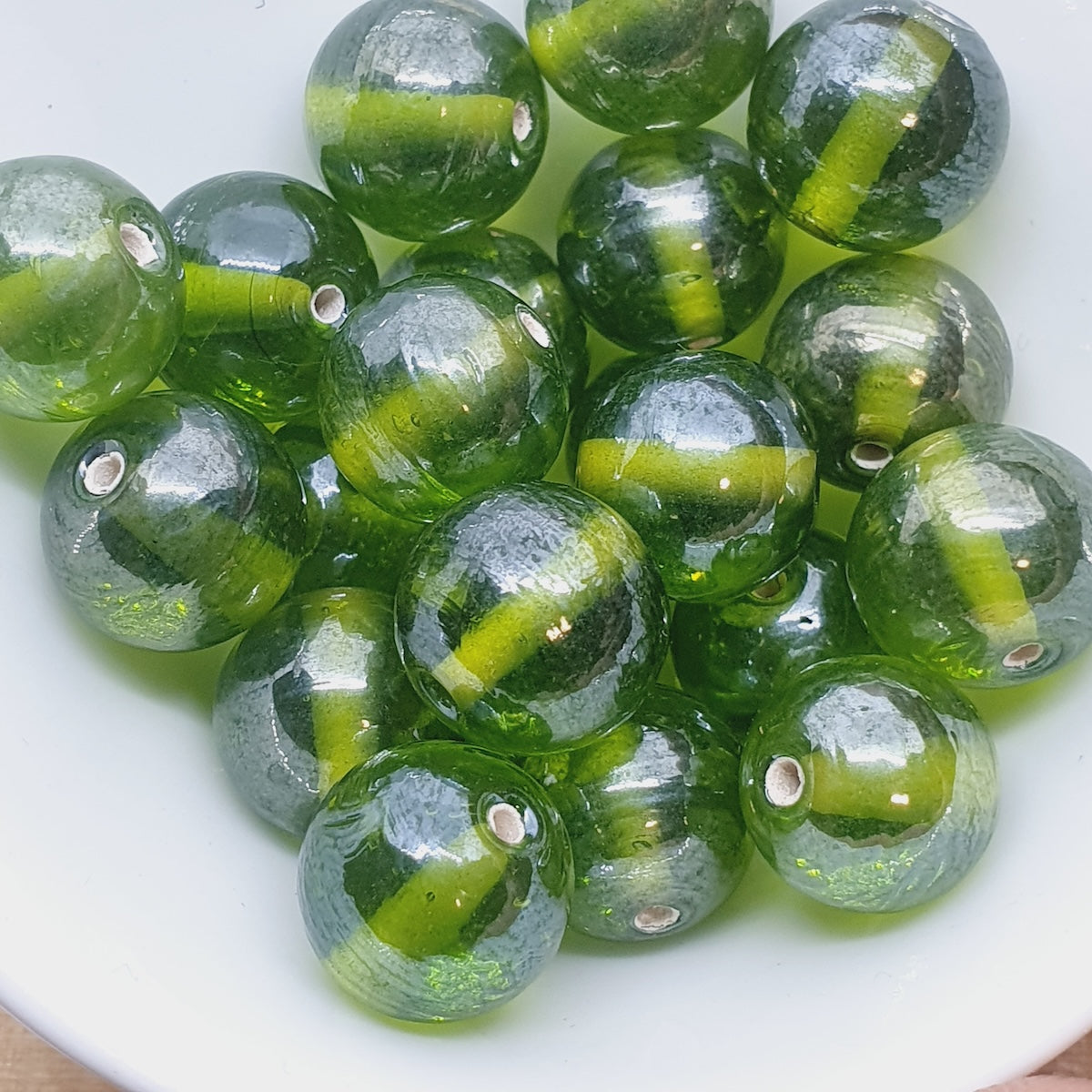 12mm Round (25) - Transparent Green Lustre - Indian Glass Vintage Beads
