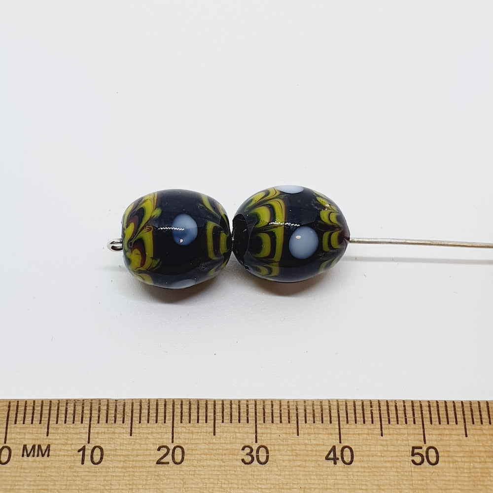 18mm Oval (5) - Vintage Indian Lampwork Beads