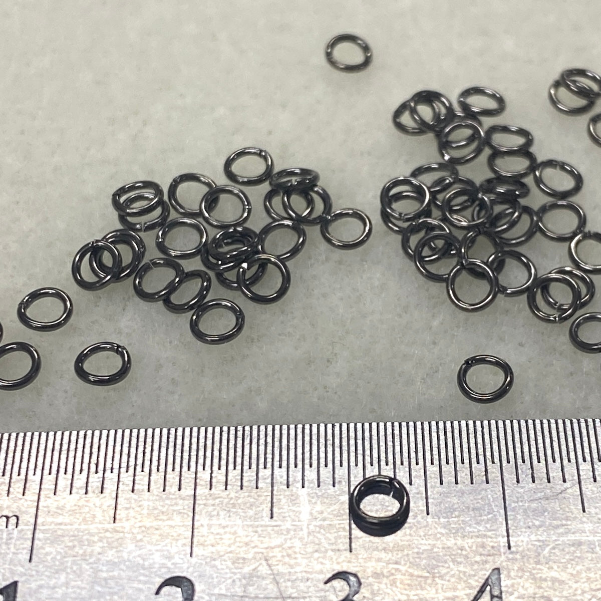 4mm Jumprings (100) - Black Nickel
