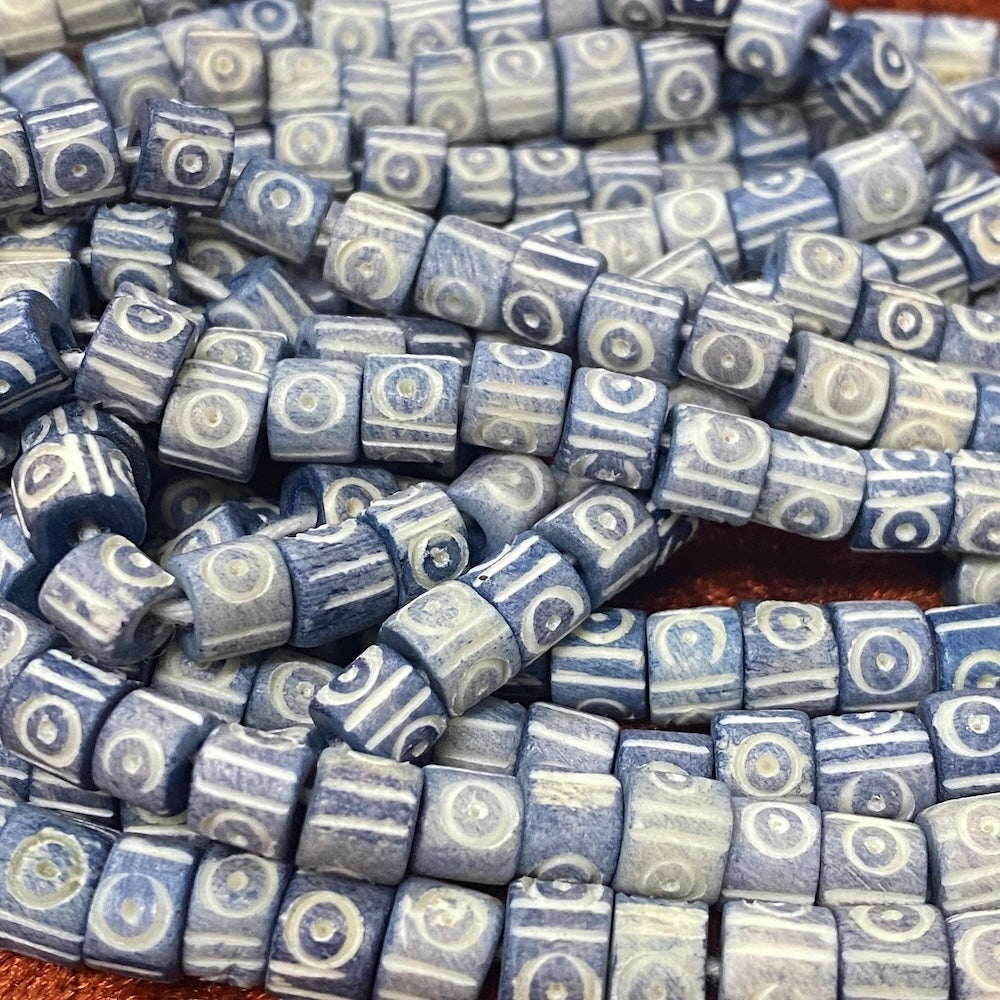 5mm Bone Beads - Blue - Heishi - (1 Strand)