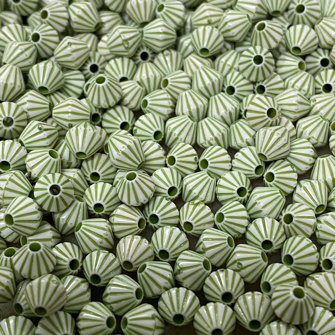 Striped Bicone Beads - White/Green (100)