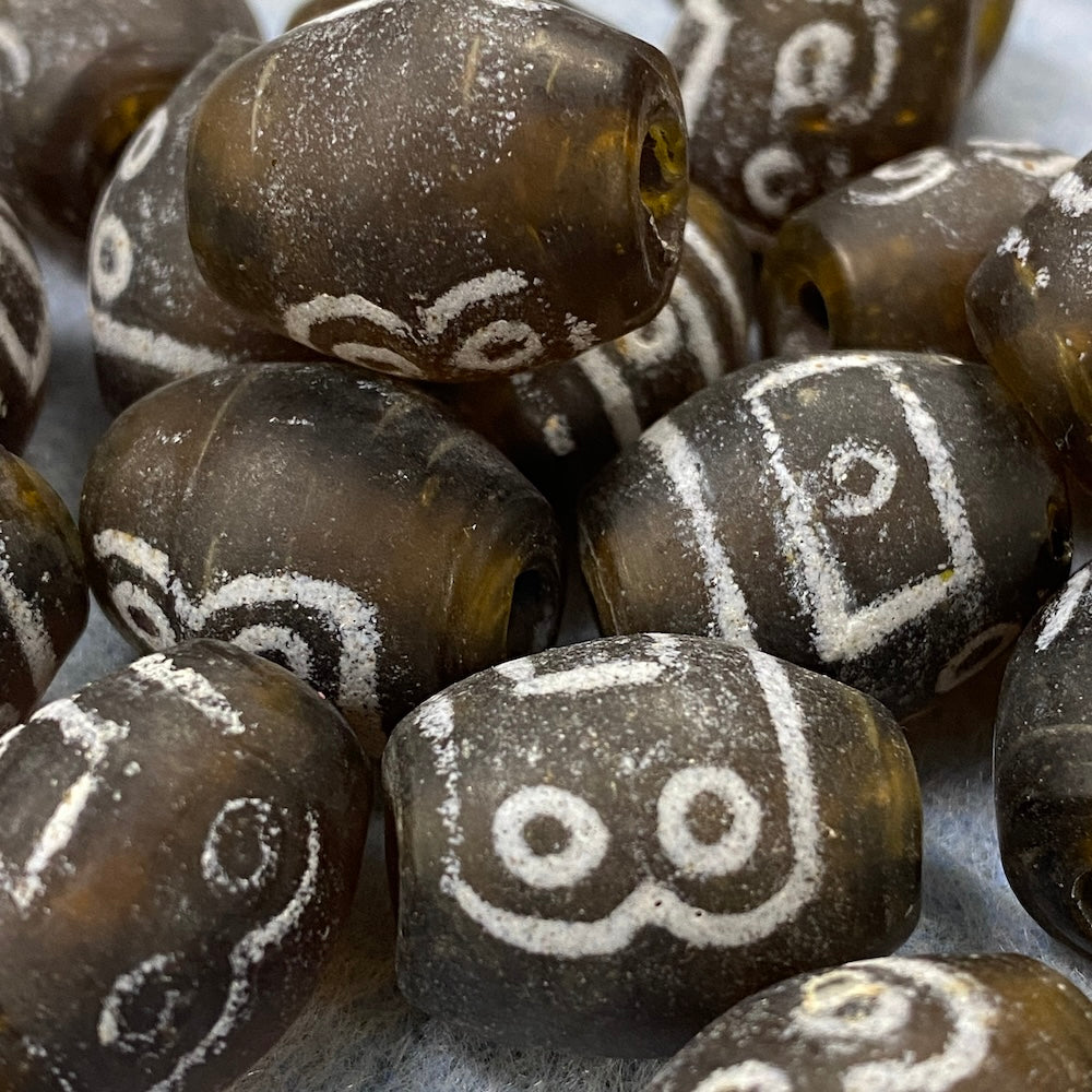 TIBETAN RIVERSTONE OVAL (5) - Transparent Brown - Glass Vintage Replica Trade Beads