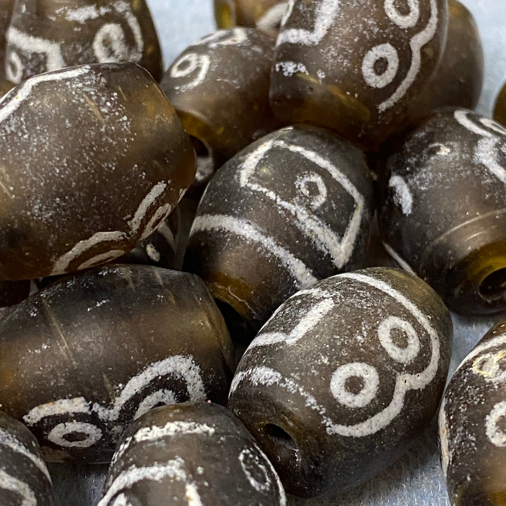 TIBETAN RIVERSTONE OVAL (5) - Transparent Brown - Glass Vintage Replica Trade Beads