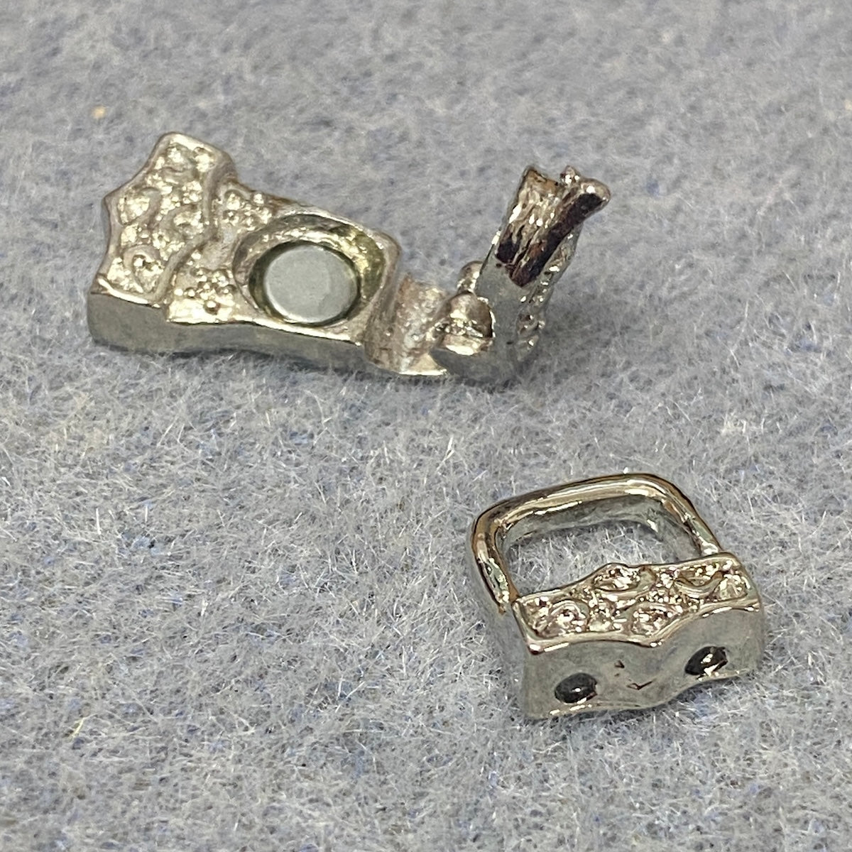 Fold Over Magnetic Clasp (1) - Silver