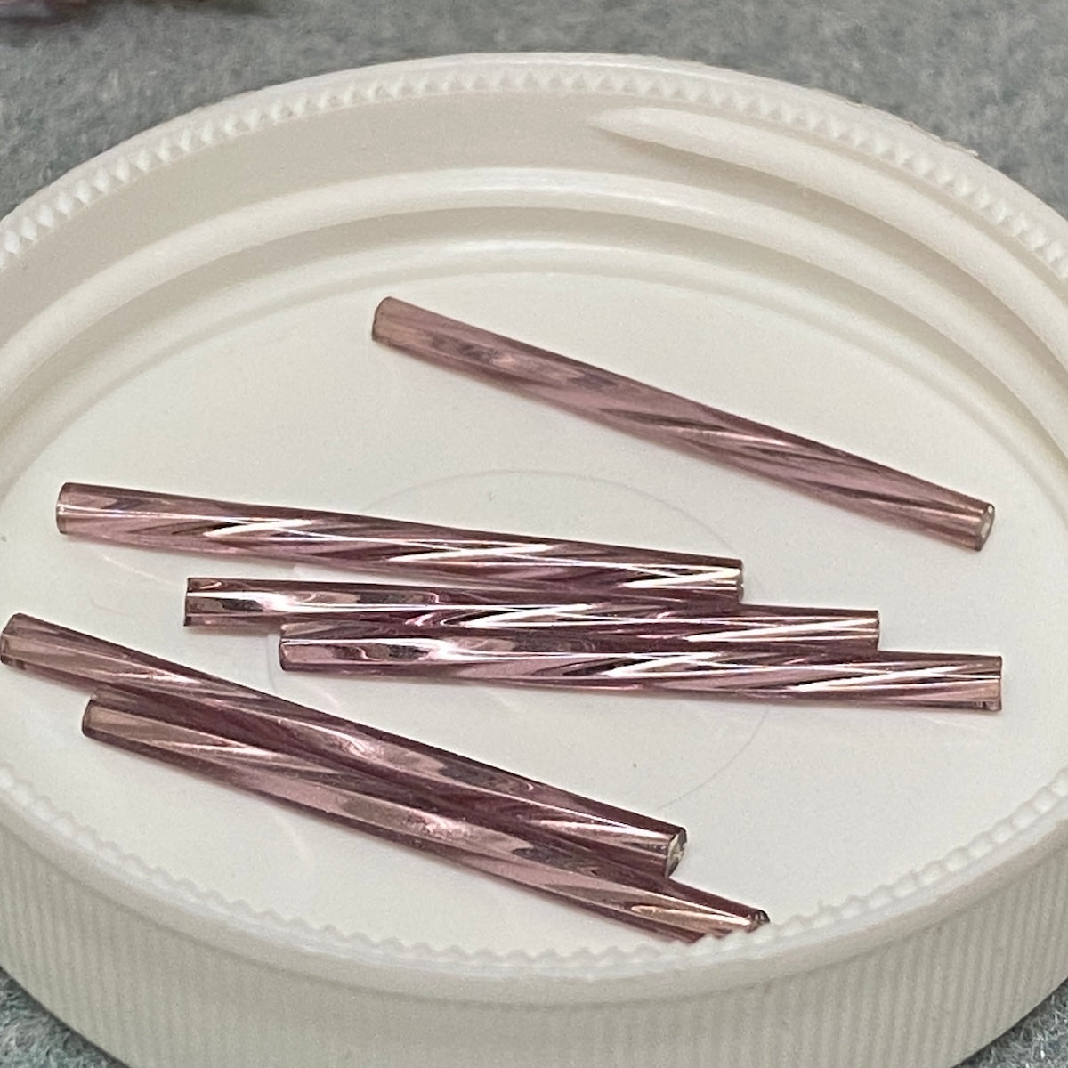 30mm Twisted Bugle Light Amethyst Silverlined - 15g Tube (Czech)