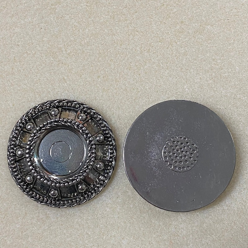 Round Shield (2) - Antique Silver - Vintage Metalised Pendant Setting