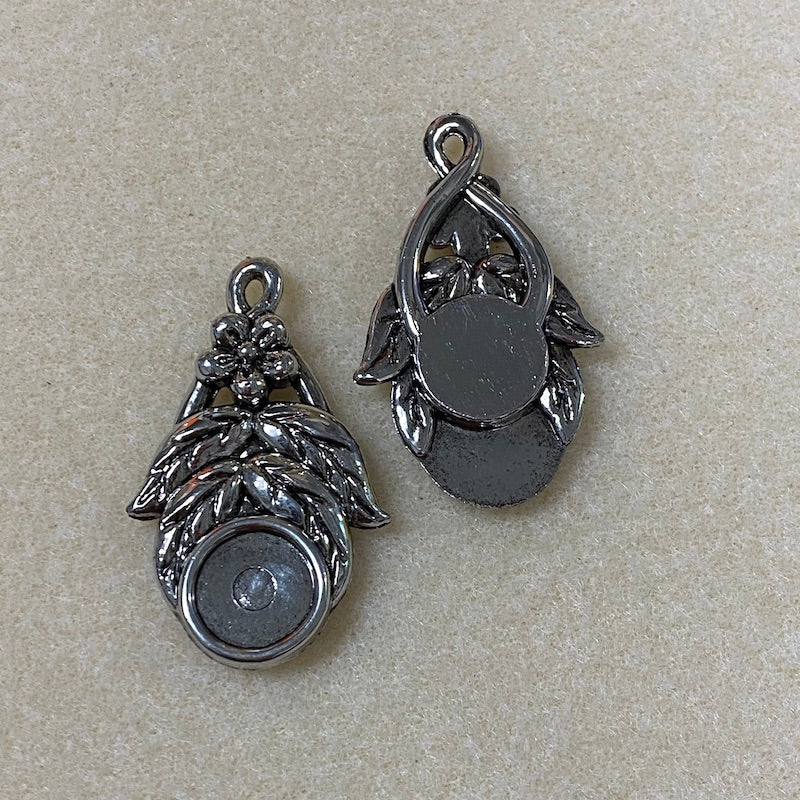 Drop (2) - Antique Silver - Vintage Metalllised Pendant Setting