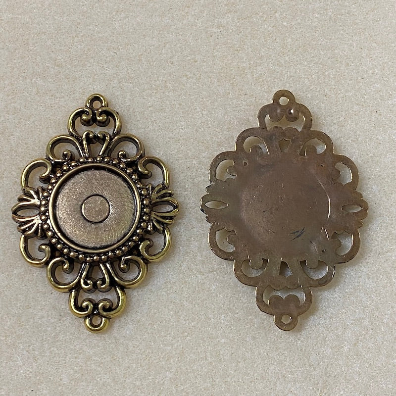 Diamond (2) - Antique Silver - Vintage Metalised Pendant Setting