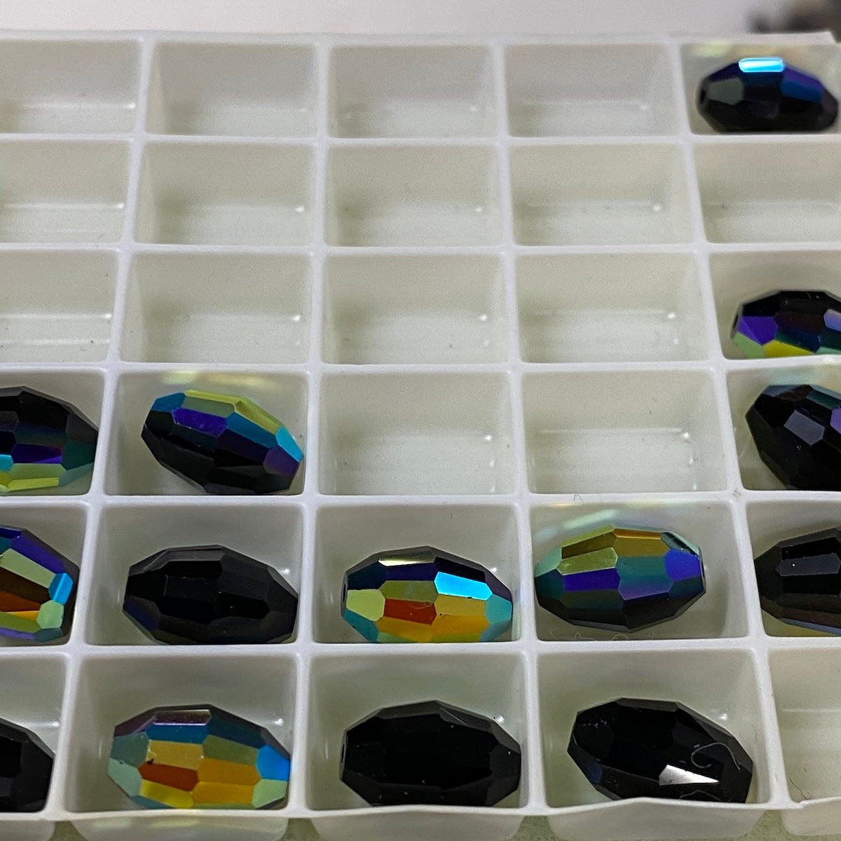 Art. 5200 - 12x8mm Jet AB (1)