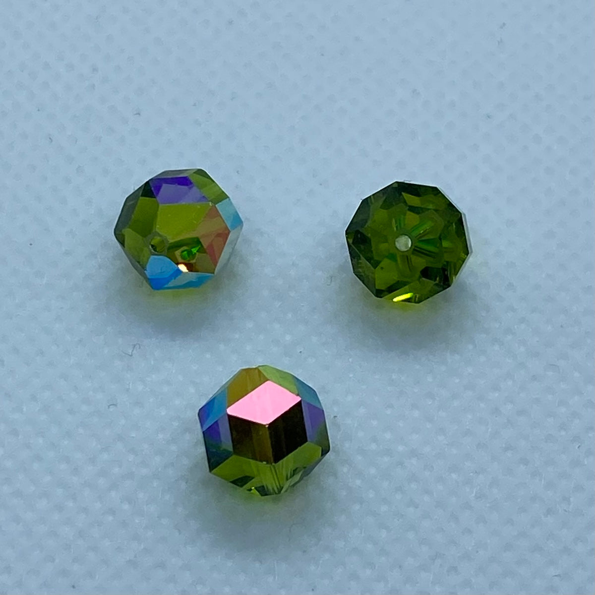 Art. 5007 Olivine AB 9mm (1) - Bead Shack