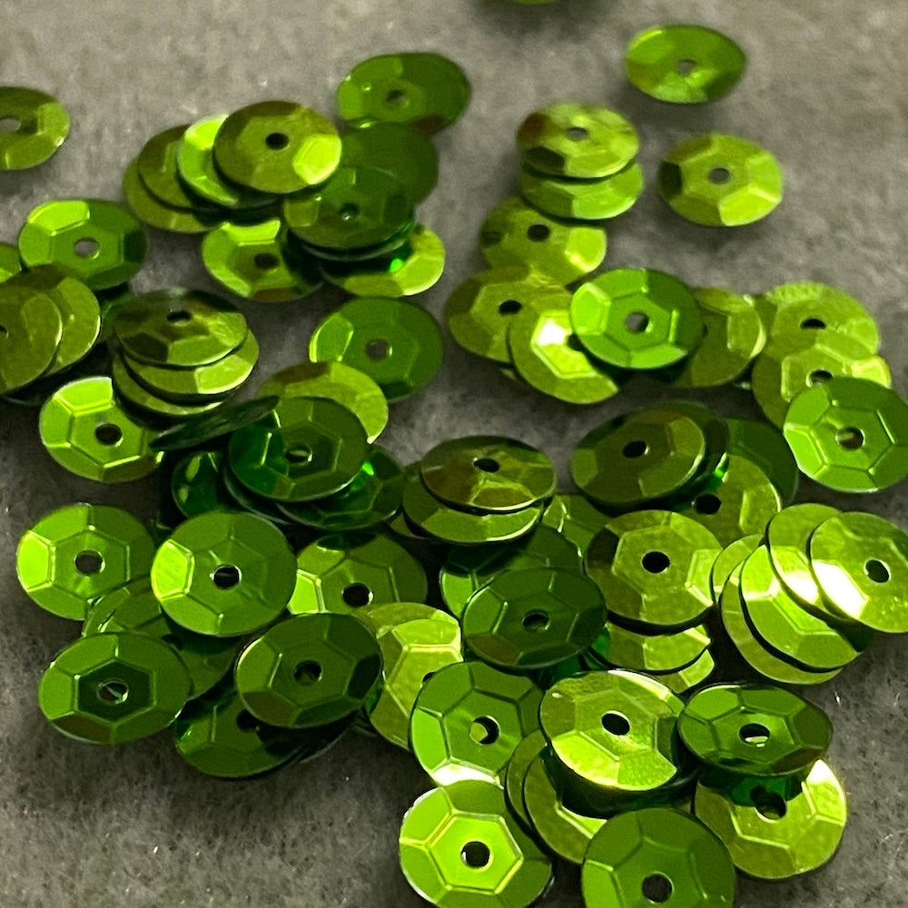 6mm Cupped Sequins - 5 grams - Grass Green