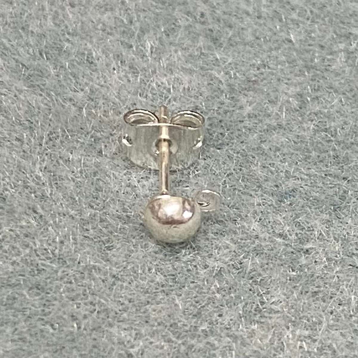 4mm Ear Stud w. Loop + Backs (20) - Silver